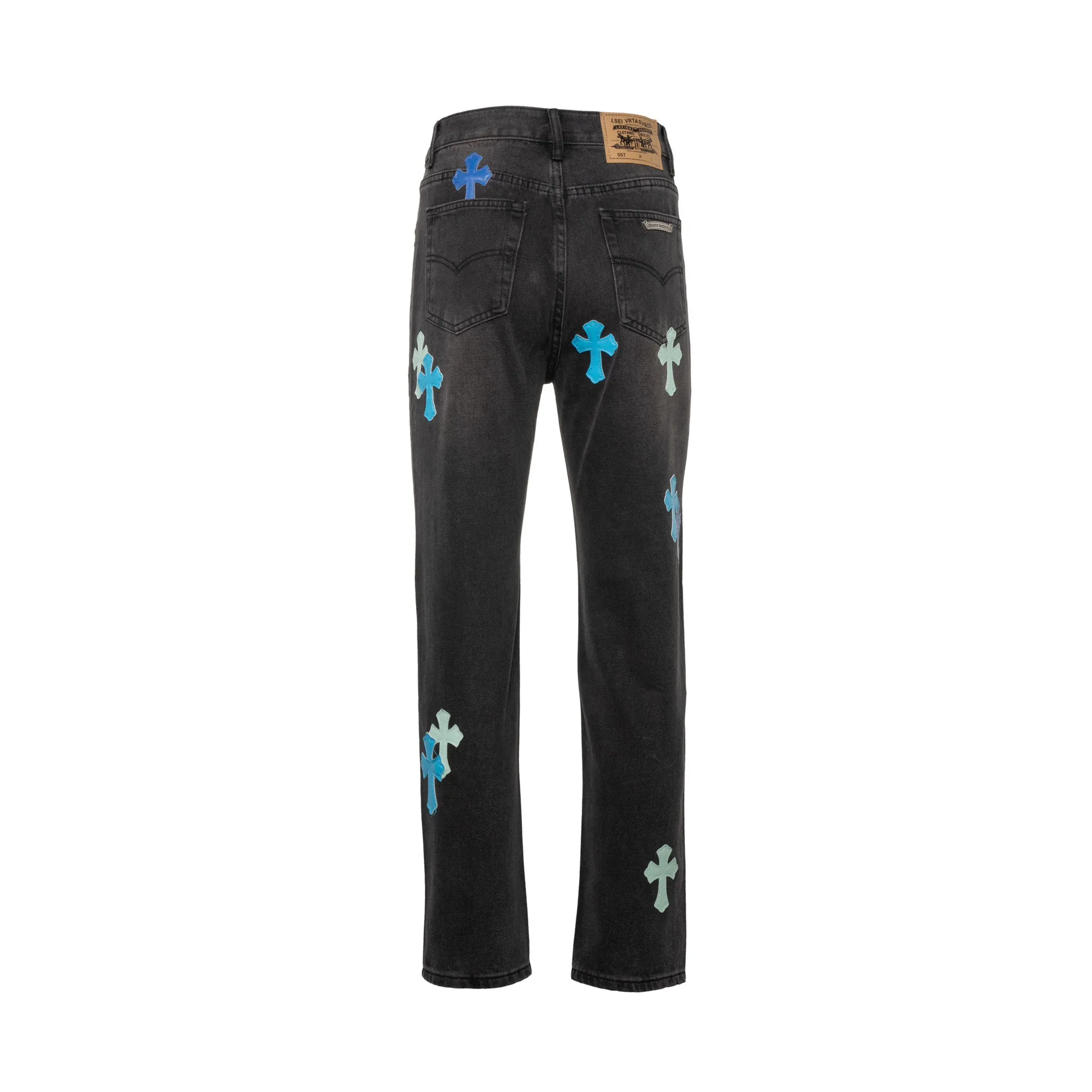 P220 Top version (black pants and blue leather) Top version Chrome Hearts jeans with leather jeans. As we all know, chromehearts jeans use vintage Levis jeans as the base for creation. They usually add their own unique silver buckles and silver ornaments, plus leather embellishments. This is what doubles the value of these vintage jeans, because the base is Vintage jeans, jeans themselves have become very soft and comfortable after years of baptism, which can be distinguished from ordinary jeans. You should also refer to the pants data for size. Style number: 1850# Color: black pants blue leather Size: 28 30 32 34 36 28 Waist 86 Hips 100 Pants length 102 30 Waist 90 Hips 104 Pants length 104 32 Waist 94 Hips 108, pants length 106 34, waist 98, hips 112, pants length 110 36, waist 102, hips 116, pants length 112